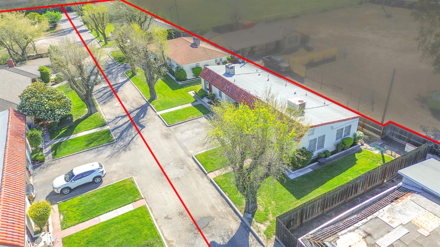 1711 E Pacheco Blvd, Los Banos, CA 93635