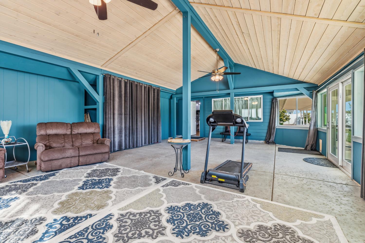 598 Southland Rd, Manteca, CA 95336