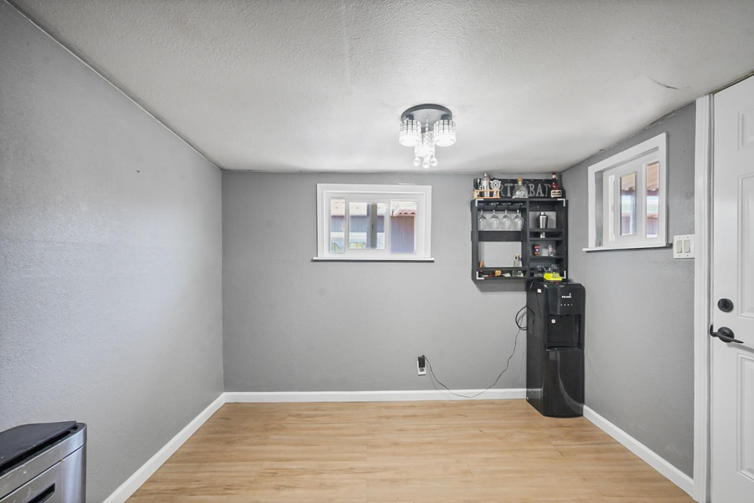 1624 S Highway 99 #10, Manteca, CA 95336