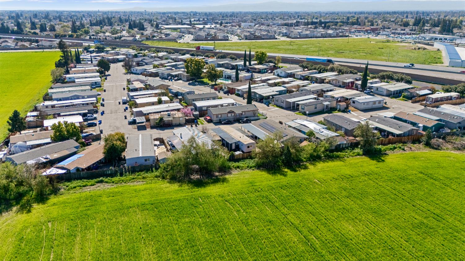 1624 S Highway 99 #10, Manteca, CA 95336