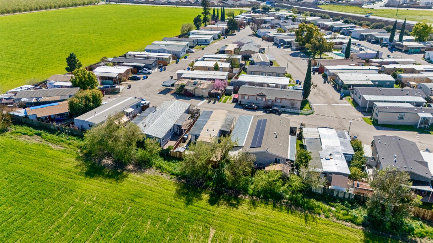 1624 S Highway 99 #10, Manteca, CA 95336