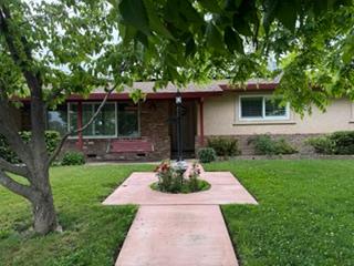 329 S Oak, Oakdale, CA 95361