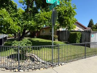 329 S Oak, Oakdale, CA 95361