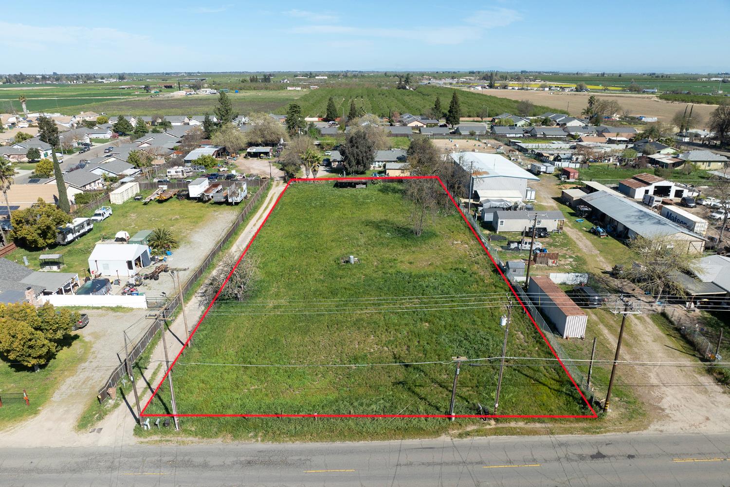 16834 Letteau Ave, Delhi, CA 95315