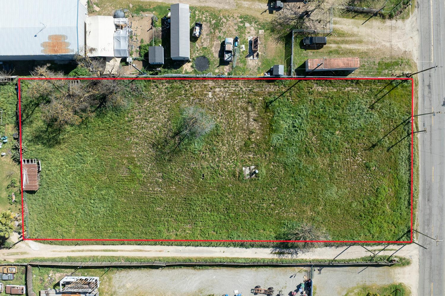 16834 Letteau Ave, Delhi, CA 95315