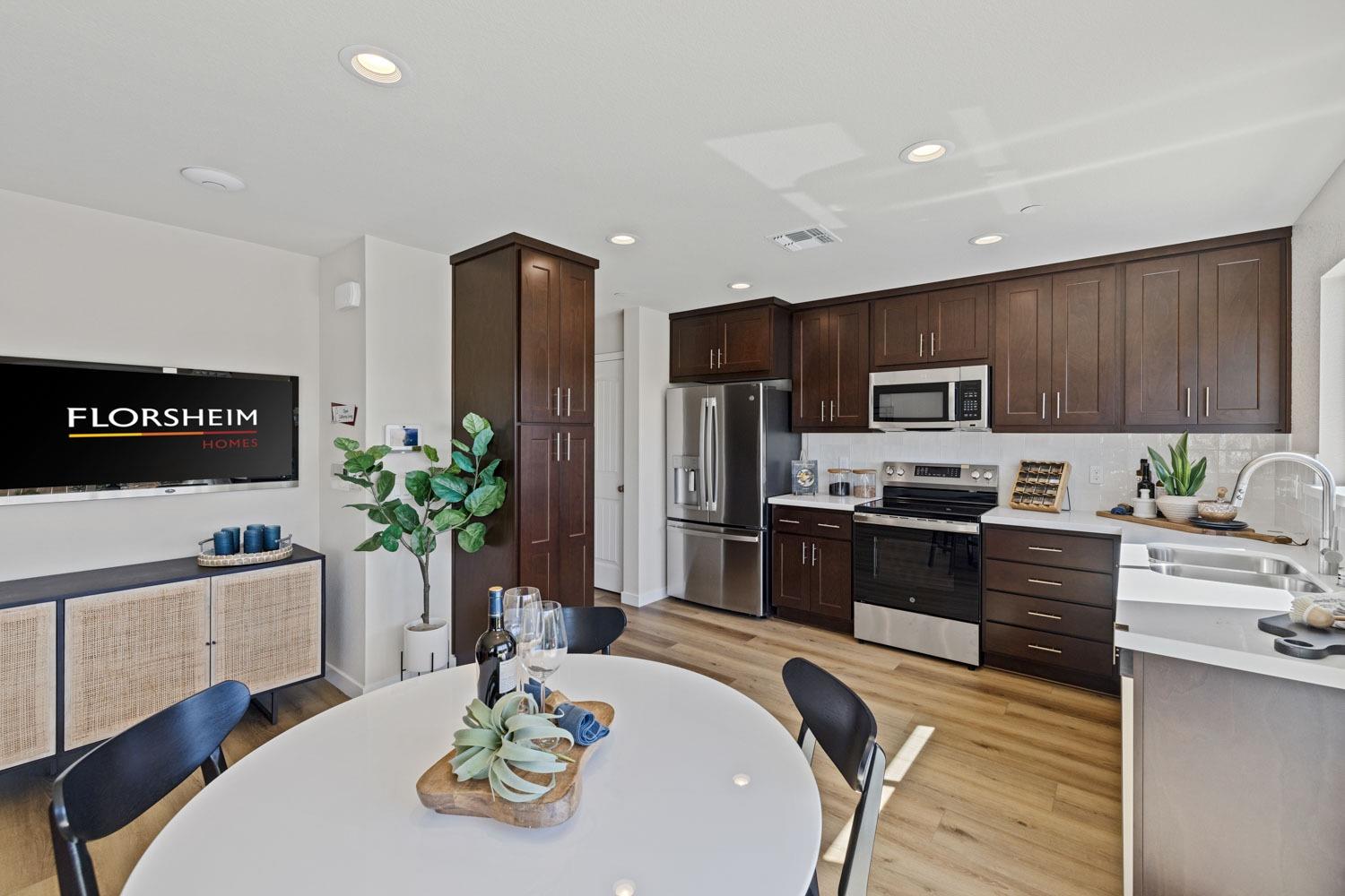 445 Lemongrass St, Turlock, CA 95380