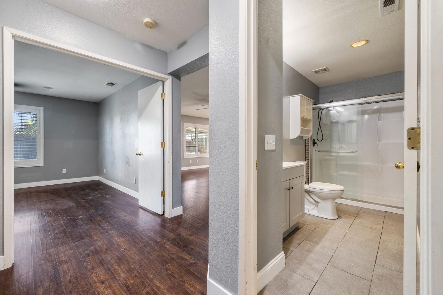 1904 St Peters St, Modesto, CA 95355