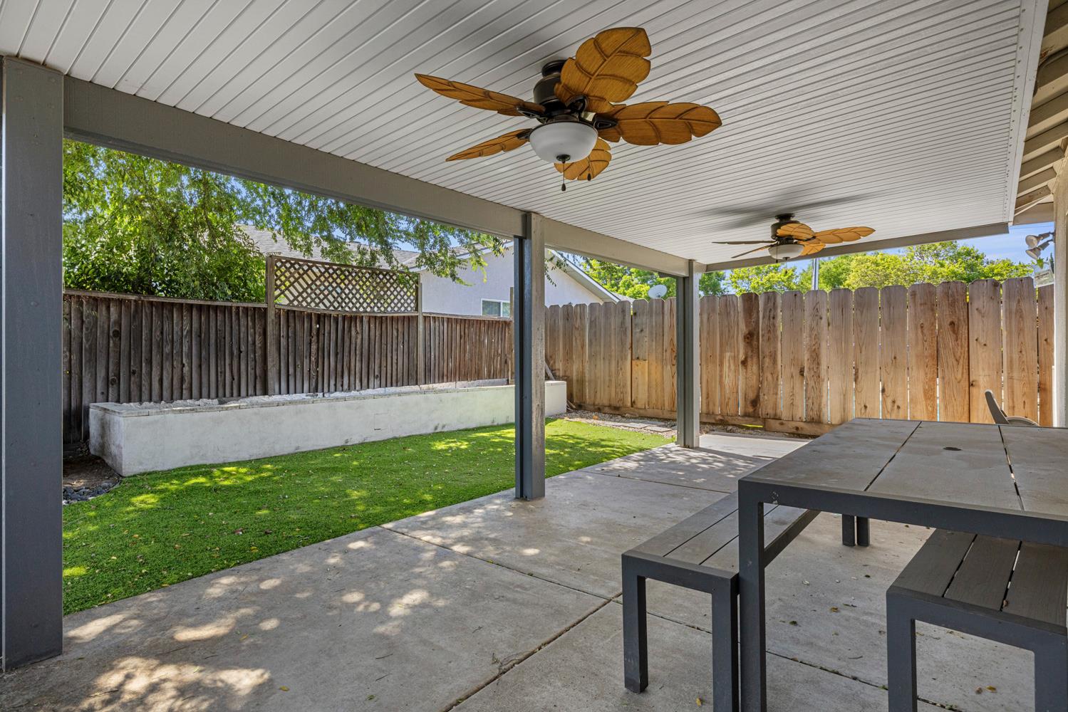1904 St Peters St, Modesto, CA 95355