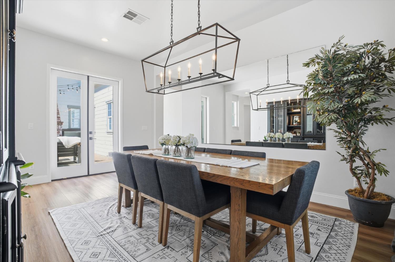 1720 Fairway Oaks Ct, Ripon, CA 95366