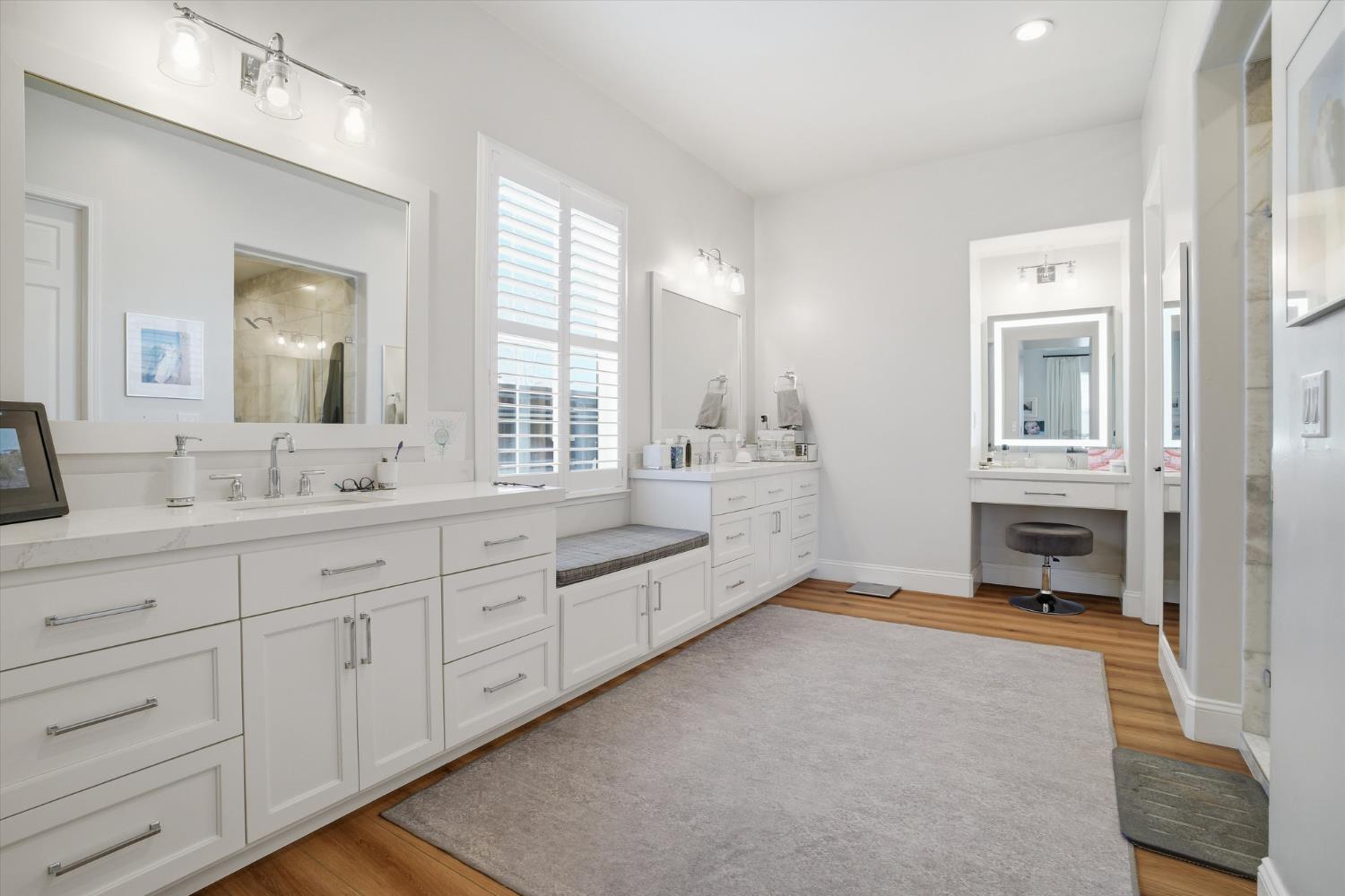 1720 Fairway Oaks Ct, Ripon, CA 95366