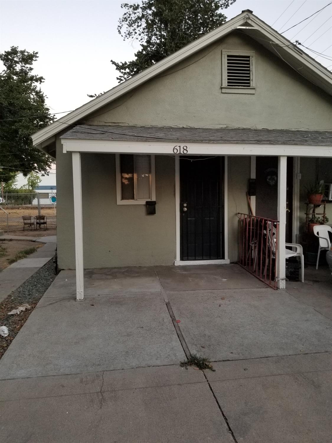 618 J St, Modesto, CA 95354