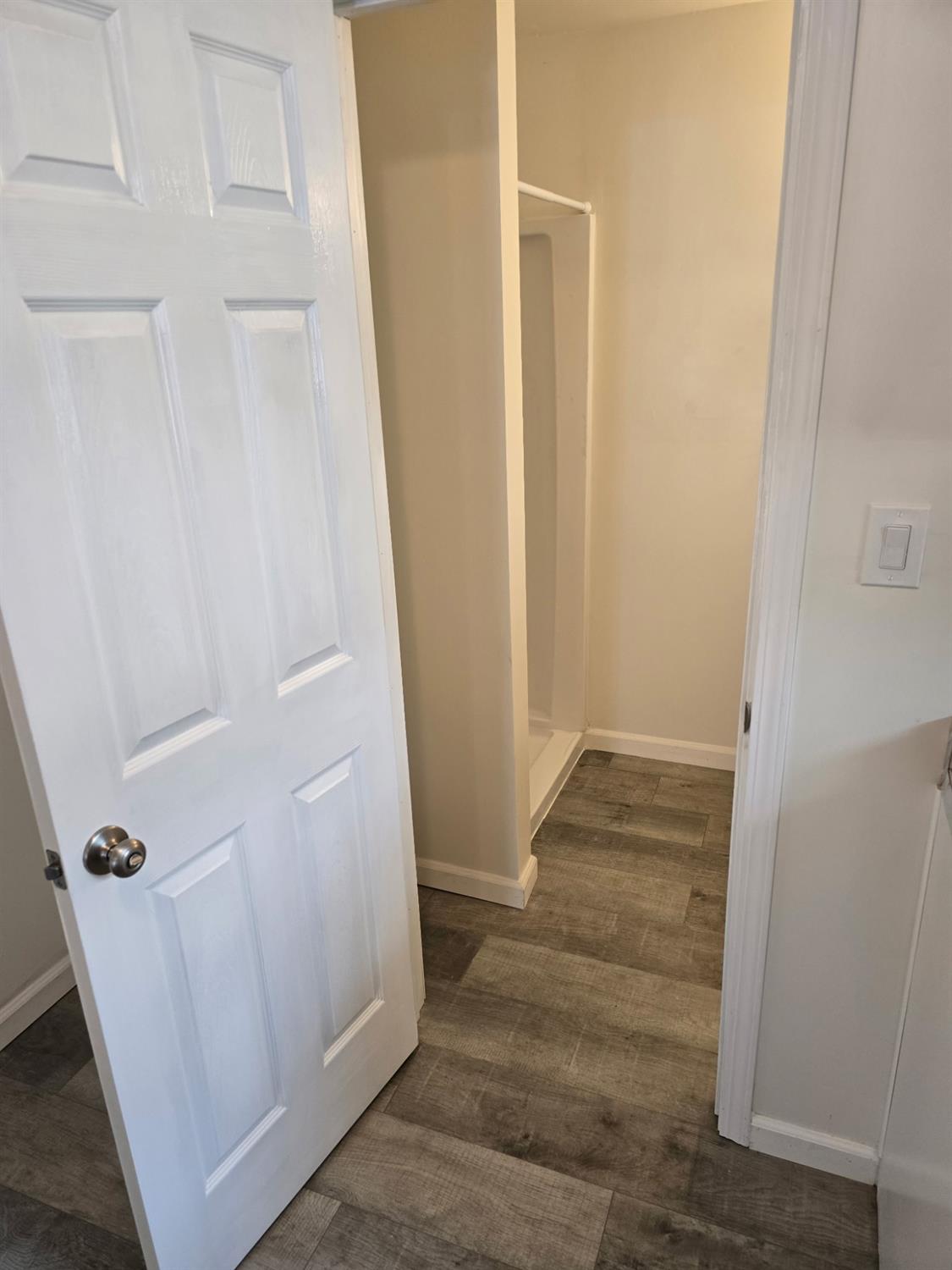 618 J St, Modesto, CA 95354