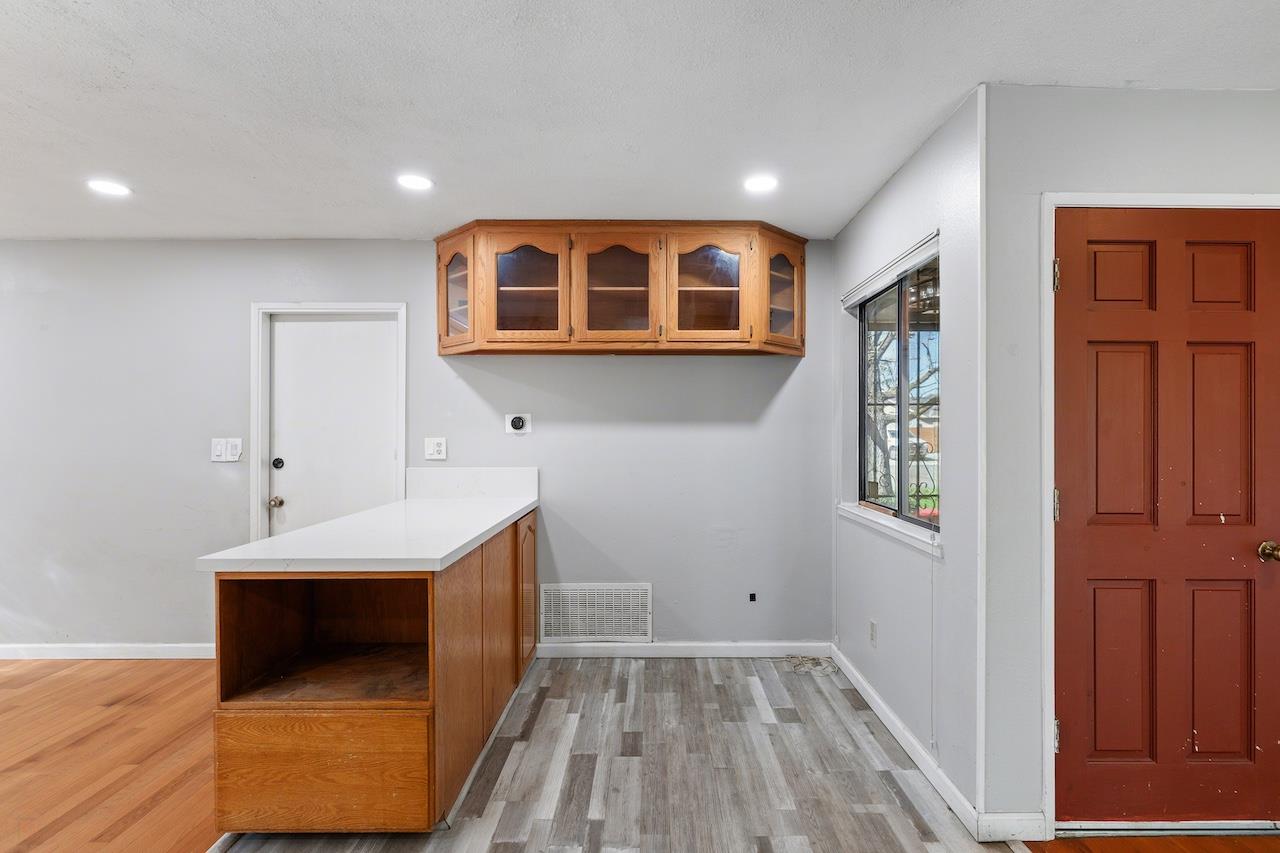 1460 Ridgecrest Dr, Manteca, CA 95336