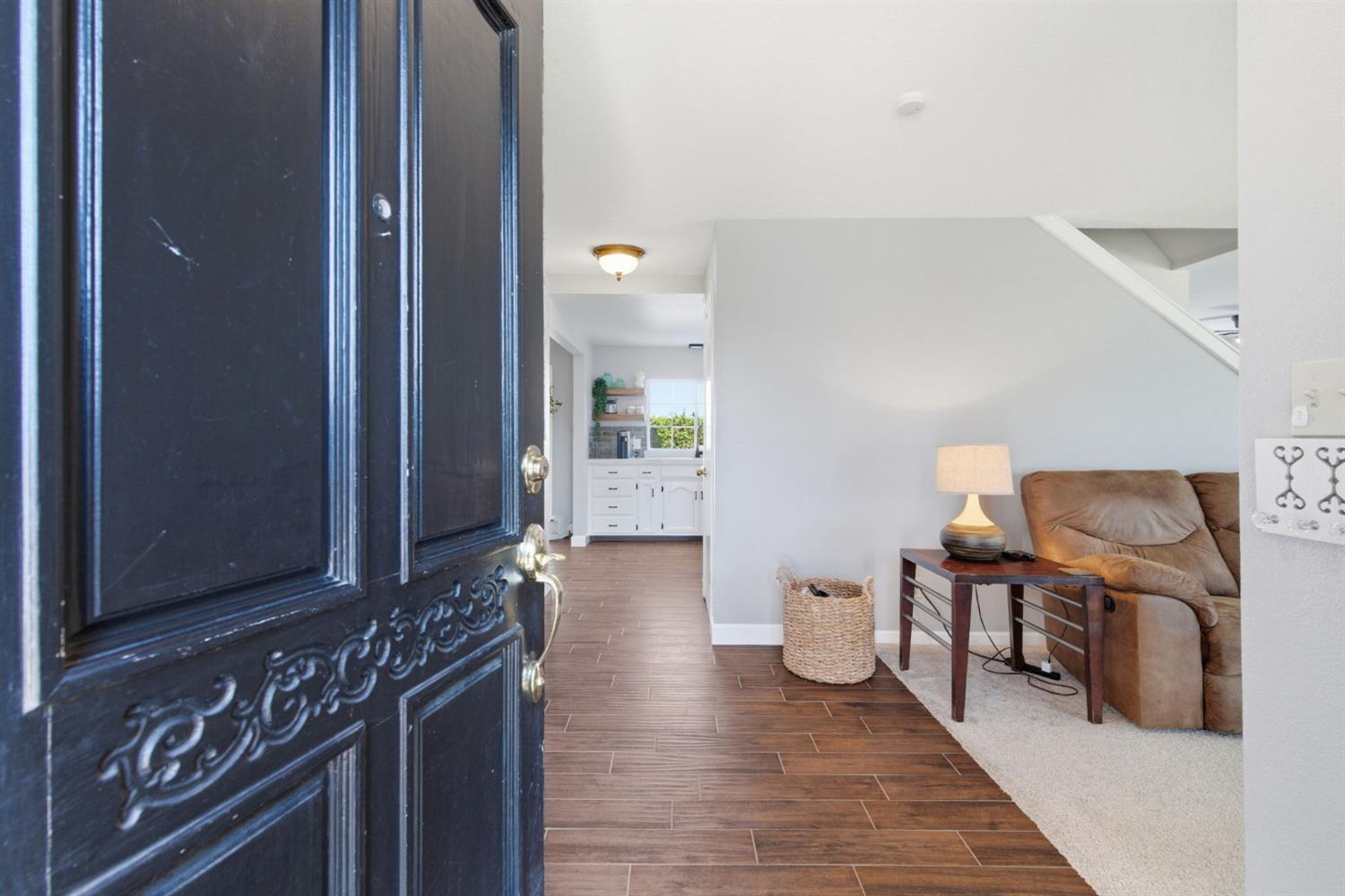 749 Nancy Dr, Ripon, CA 95366