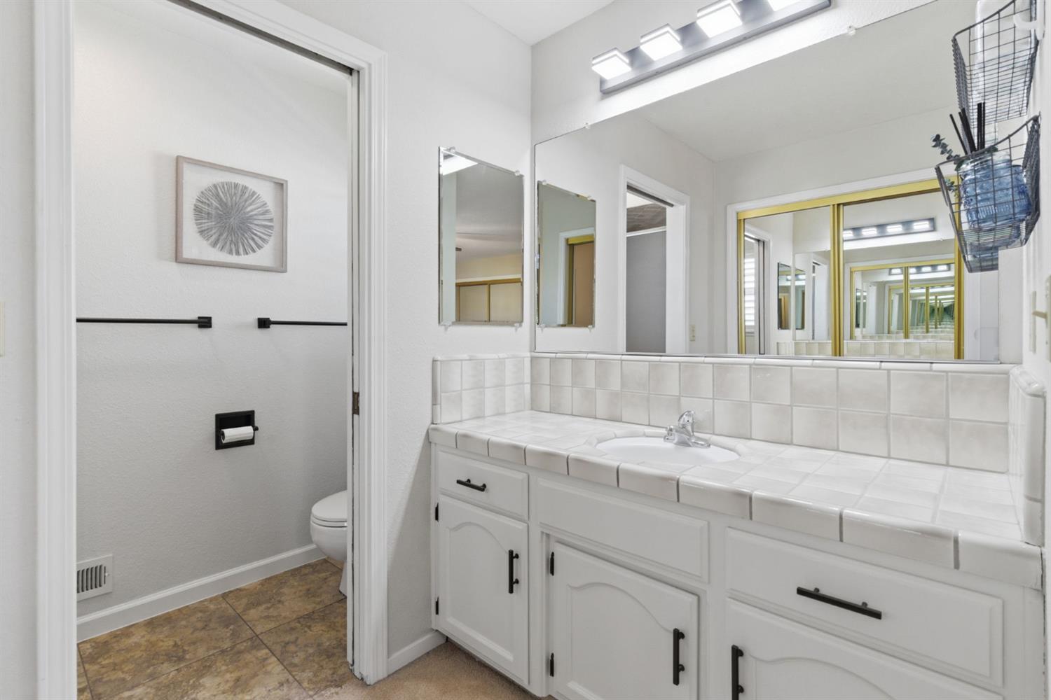 749 Nancy Dr, Ripon, CA 95366