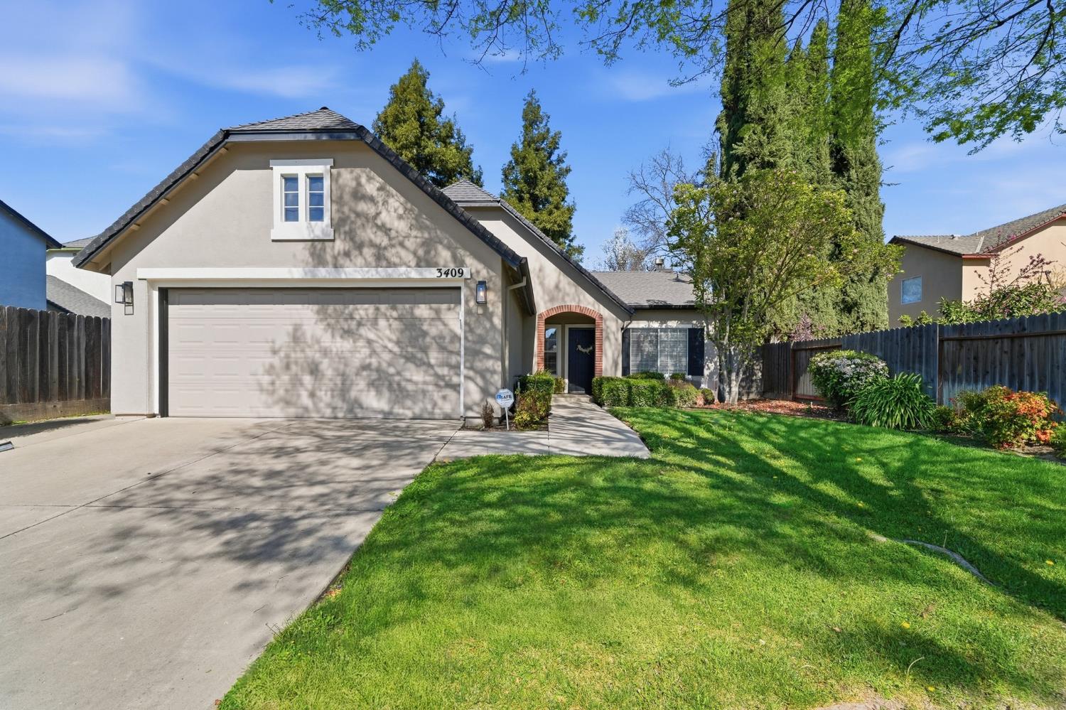 3409 Friar Tuck Way, Modesto, CA 95355
