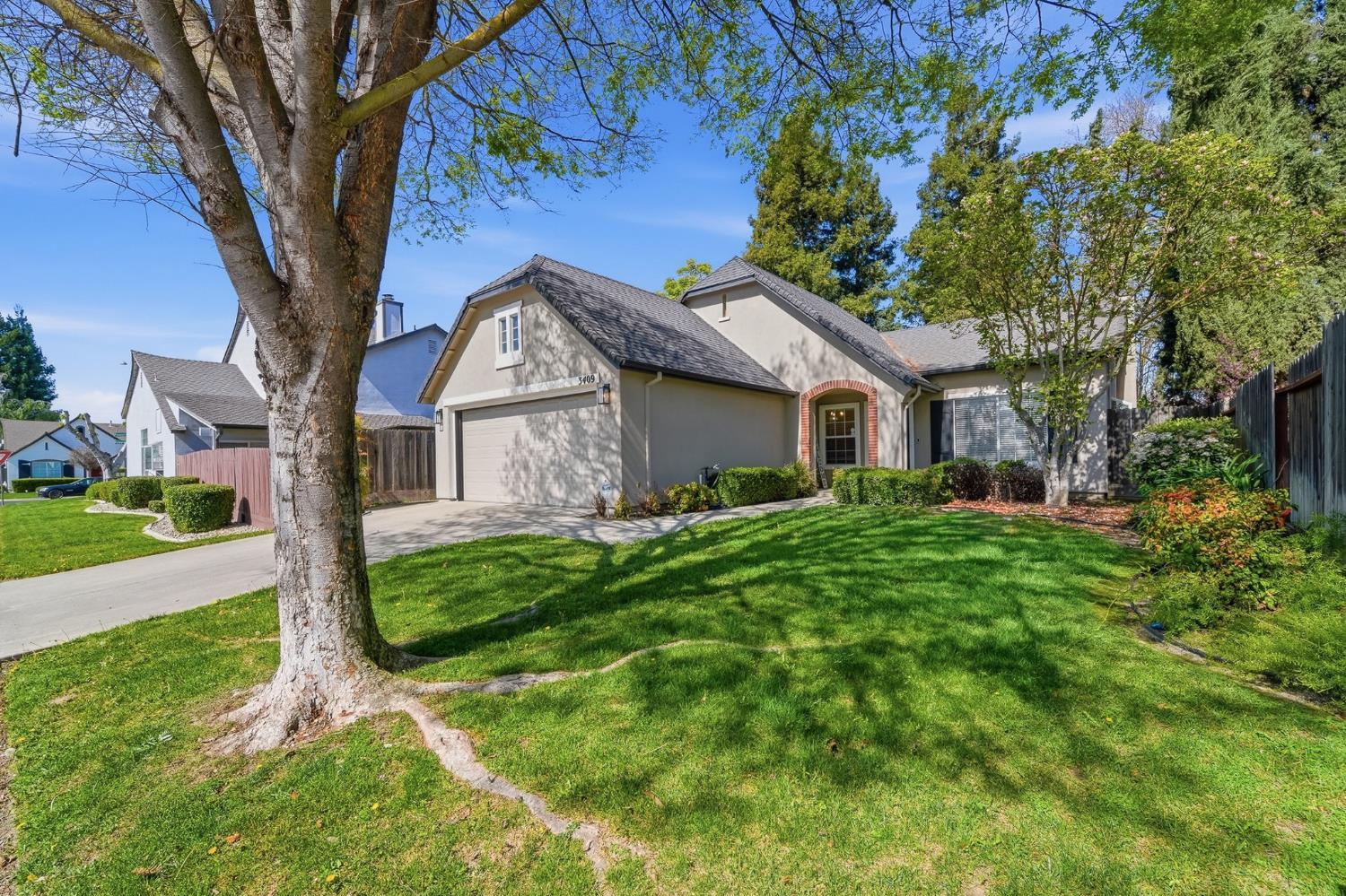3409 Friar Tuck Way, Modesto, CA 95355