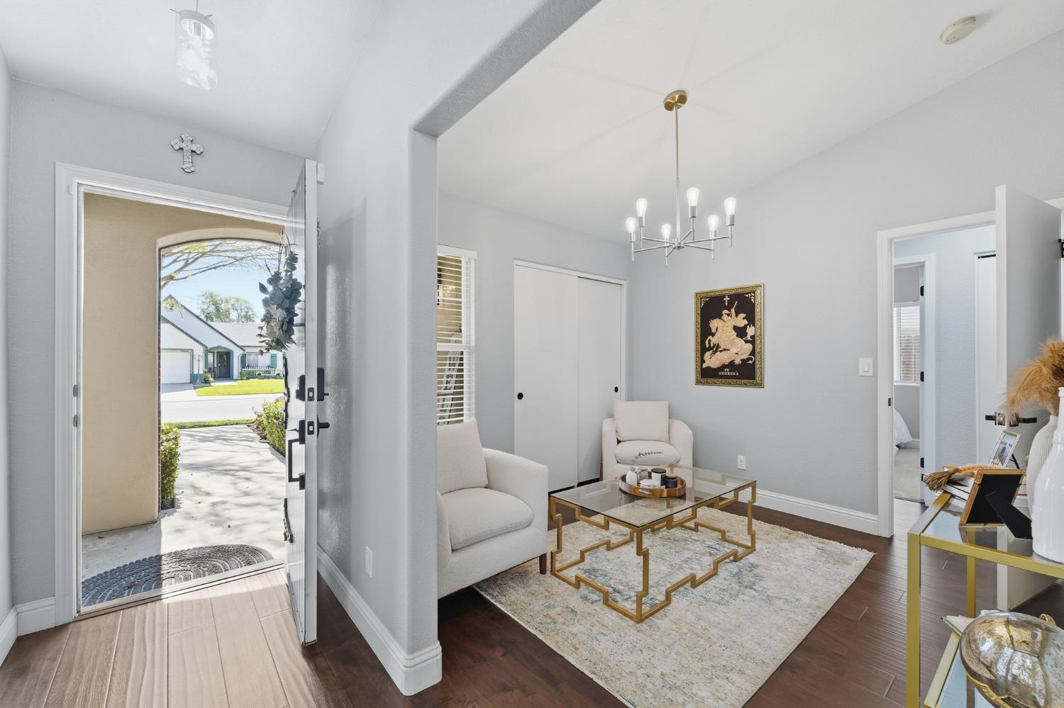 3409 Friar Tuck Way, Modesto, CA 95355