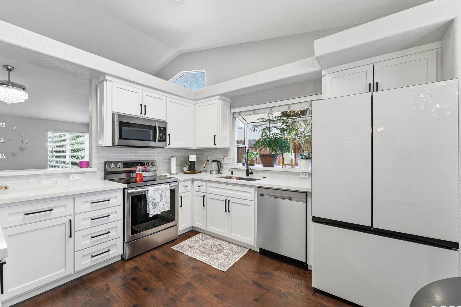 3409 Friar Tuck Way, Modesto, CA 95355