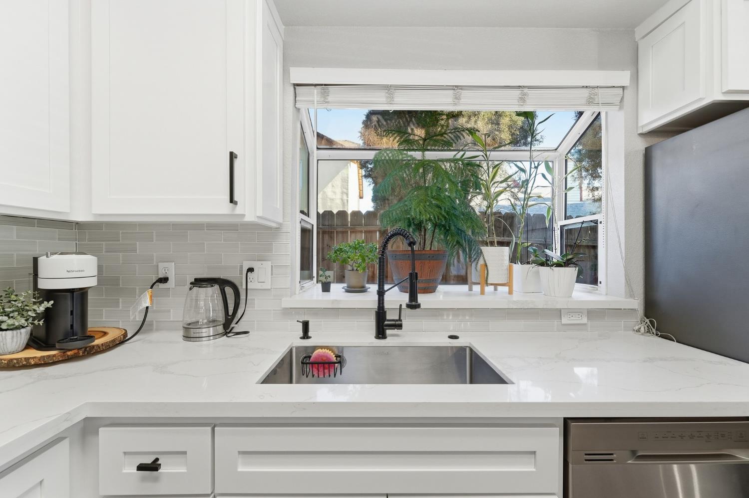 3409 Friar Tuck Way, Modesto, CA 95355