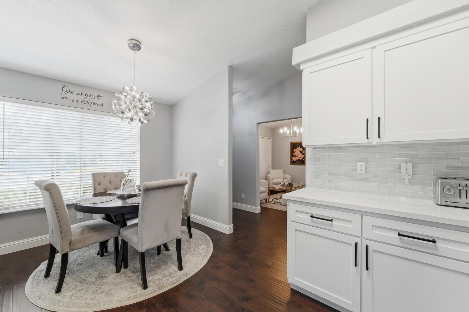 3409 Friar Tuck Way, Modesto, CA 95355