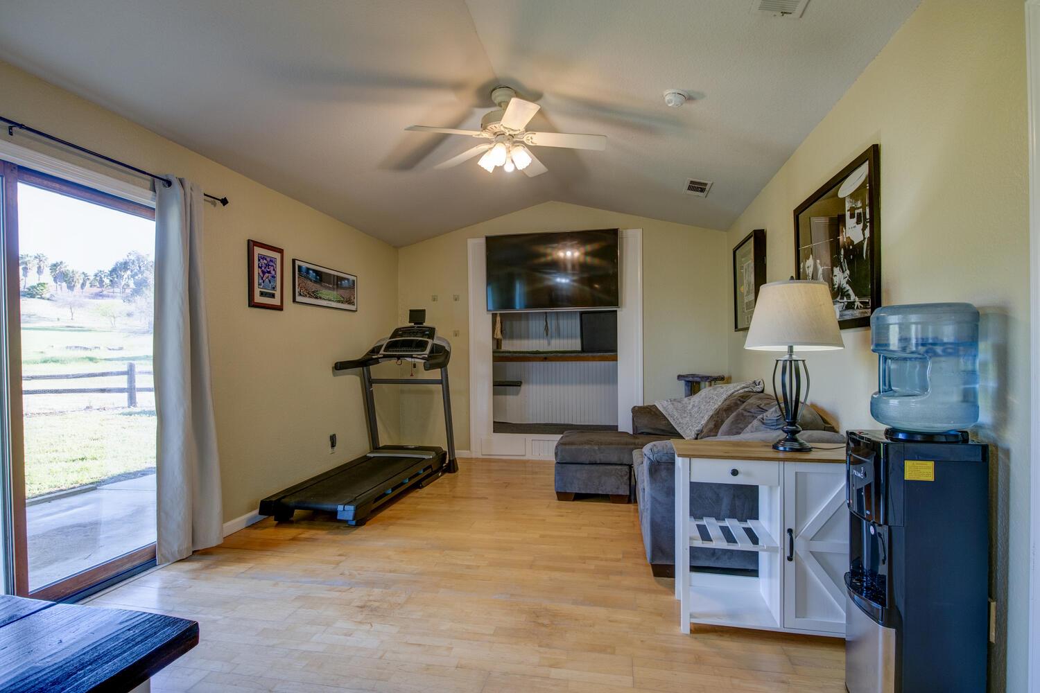 2265 Golfito Way, La Grange, CA 95329