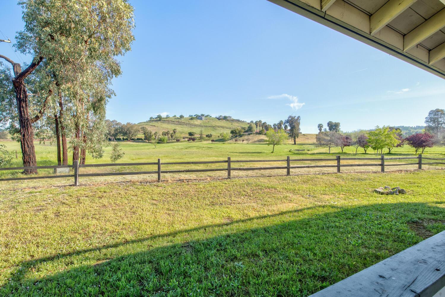 2265 Golfito Way, La Grange, CA 95329