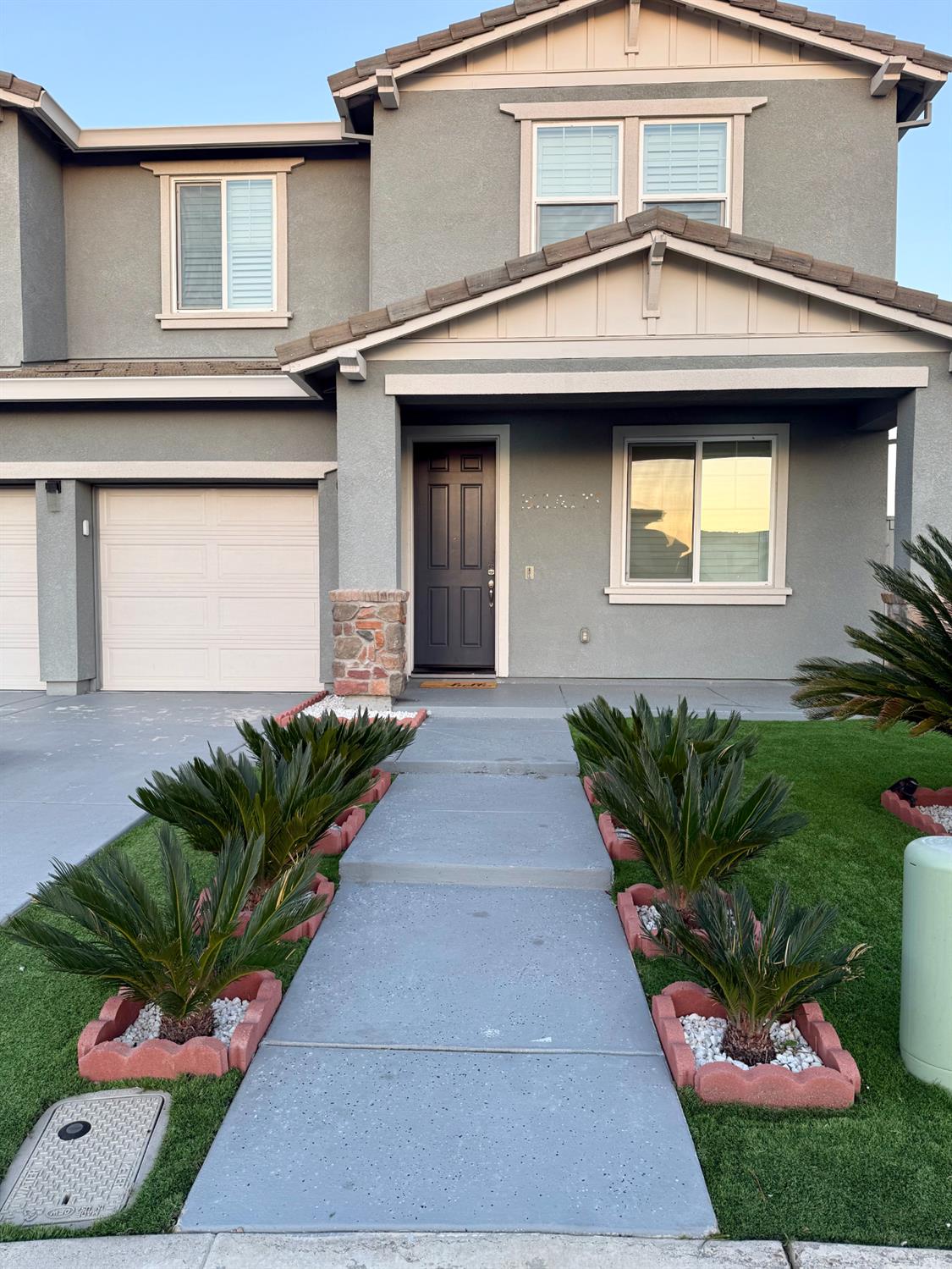 2038 W Gunner Pl, Manteca, CA 95337