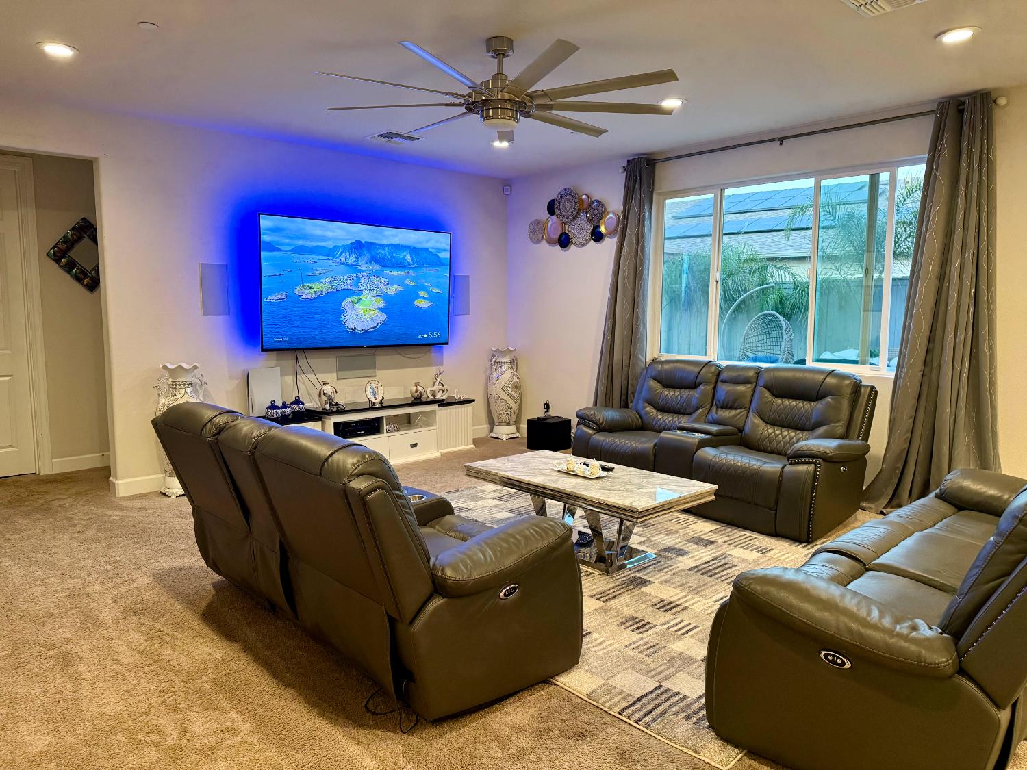 2038 W Gunner Pl, Manteca, CA 95337