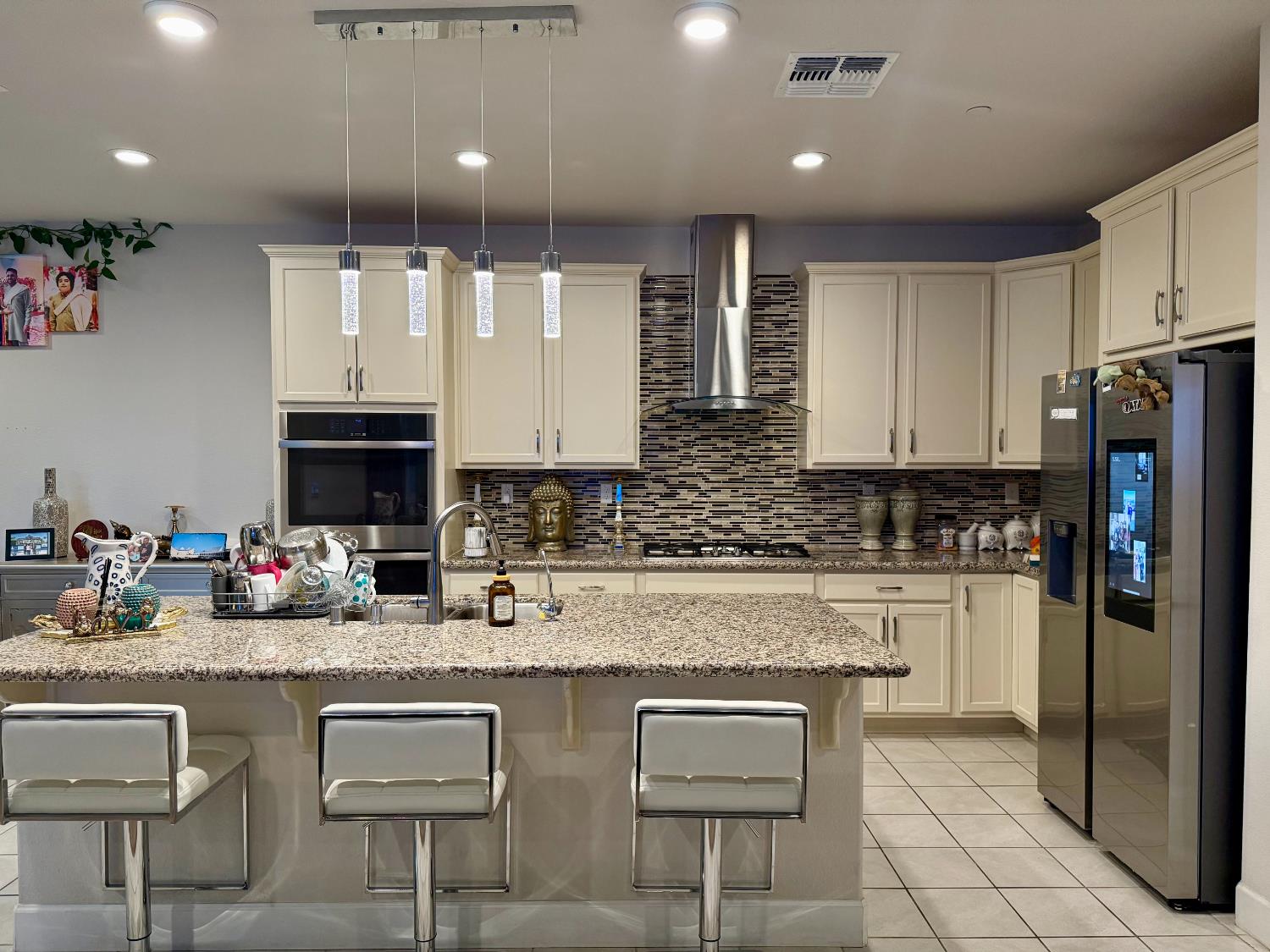 2038 W Gunner Pl, Manteca, CA 95337