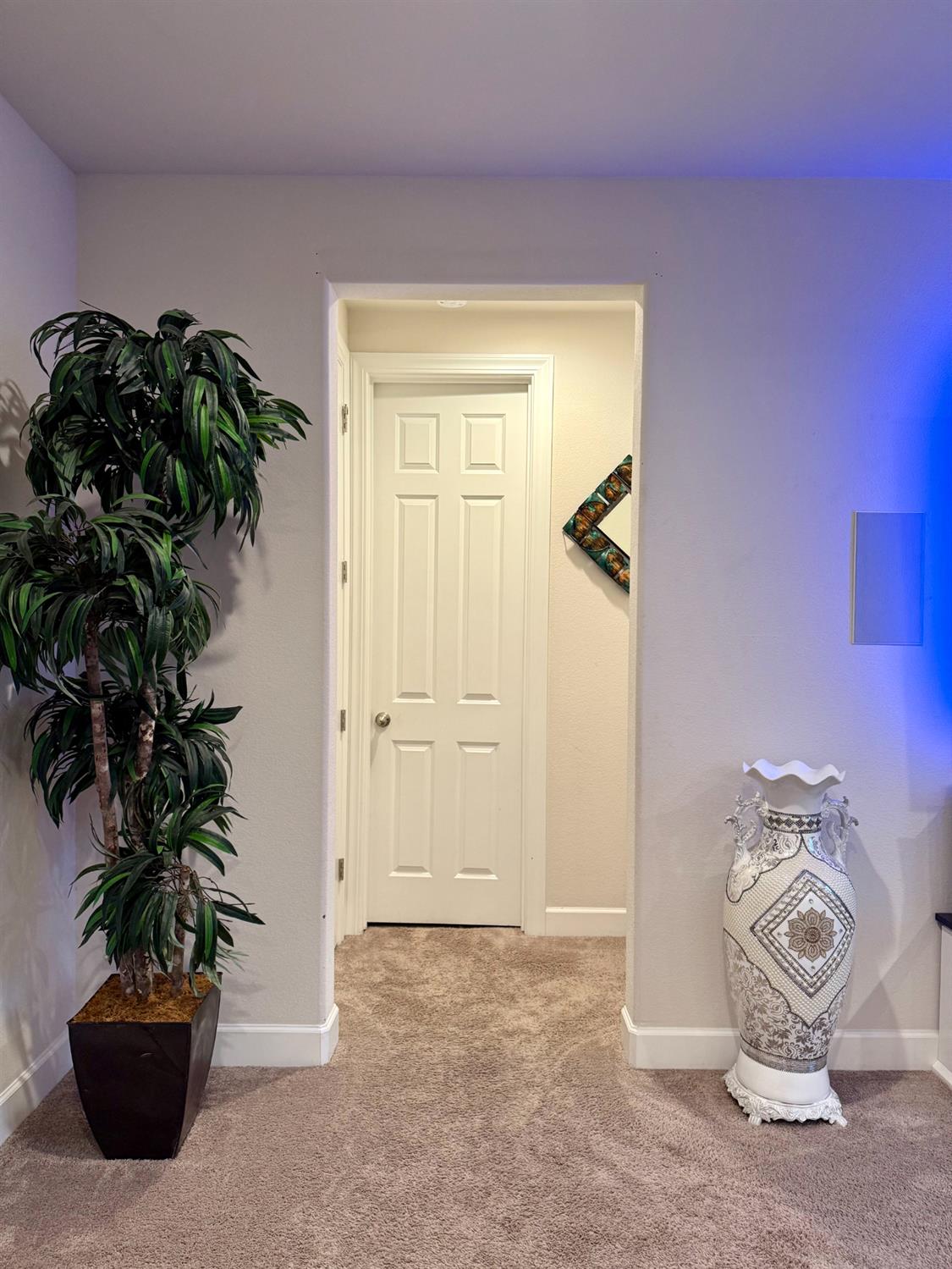 2038 W Gunner Pl, Manteca, CA 95337