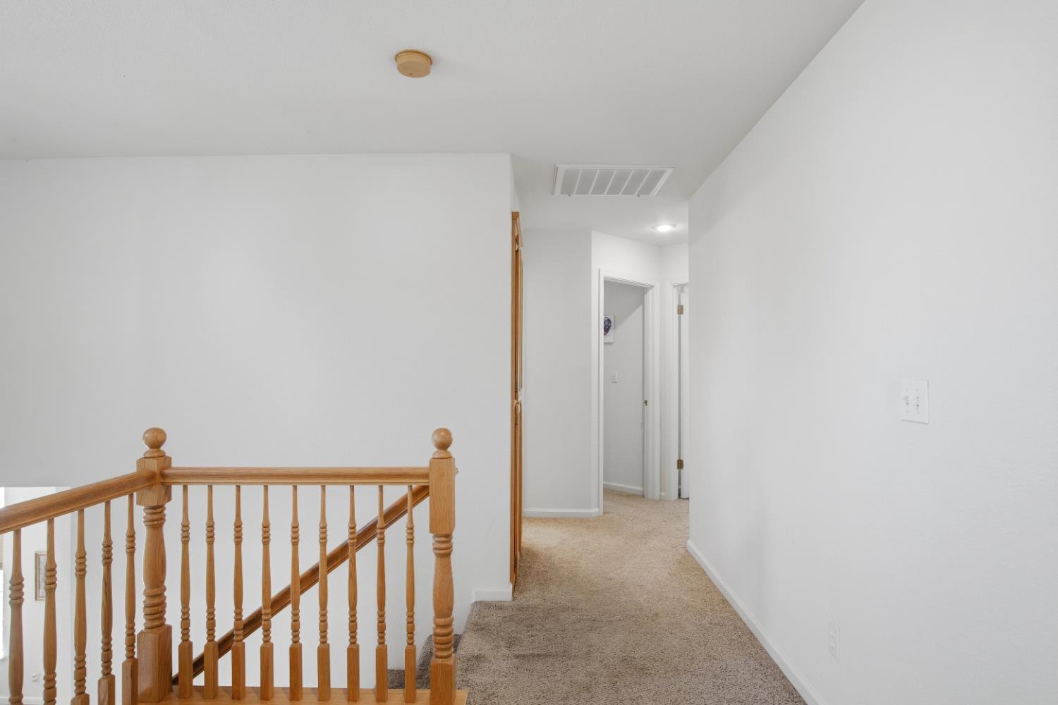 884 Kathy Ct, Los Banos, CA 93635