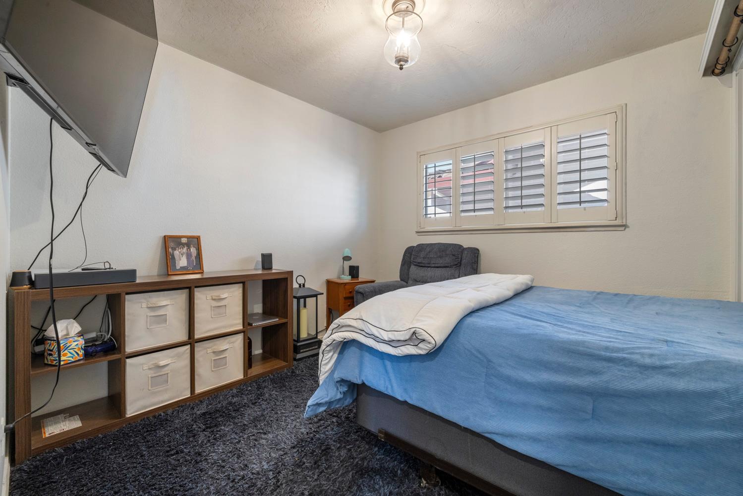 2241 Rochelle Ave, Turlock, CA 95382