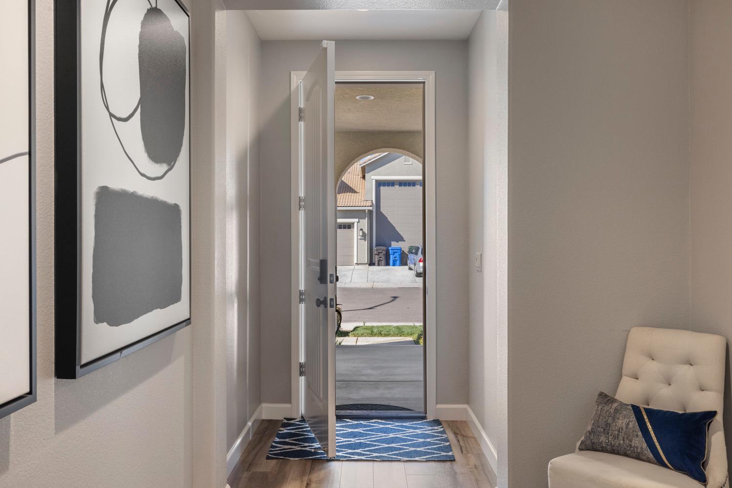 1894 Trulyn Ave, Manteca, CA 95337