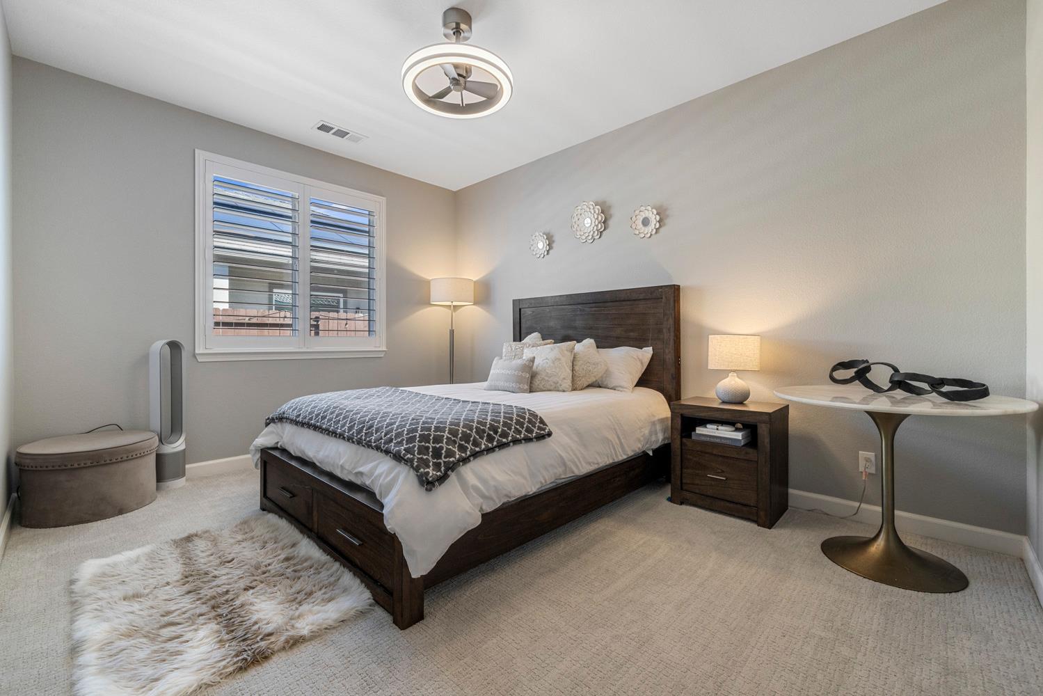 1894 Trulyn Ave, Manteca, CA 95337