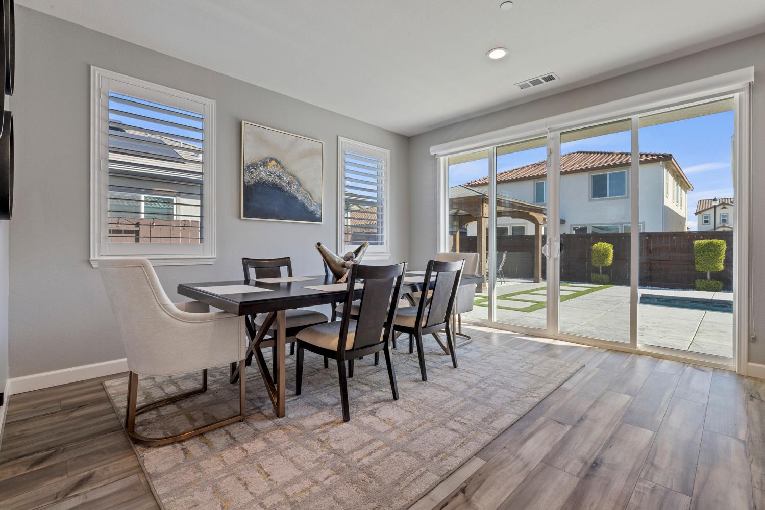 1894 Trulyn Ave, Manteca, CA 95337