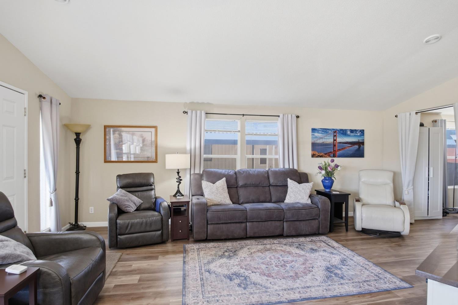 150 Pestana Ave #137, Manteca, CA 95336