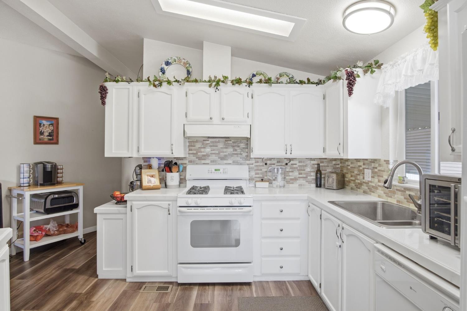 150 Pestana Ave #137, Manteca, CA 95336