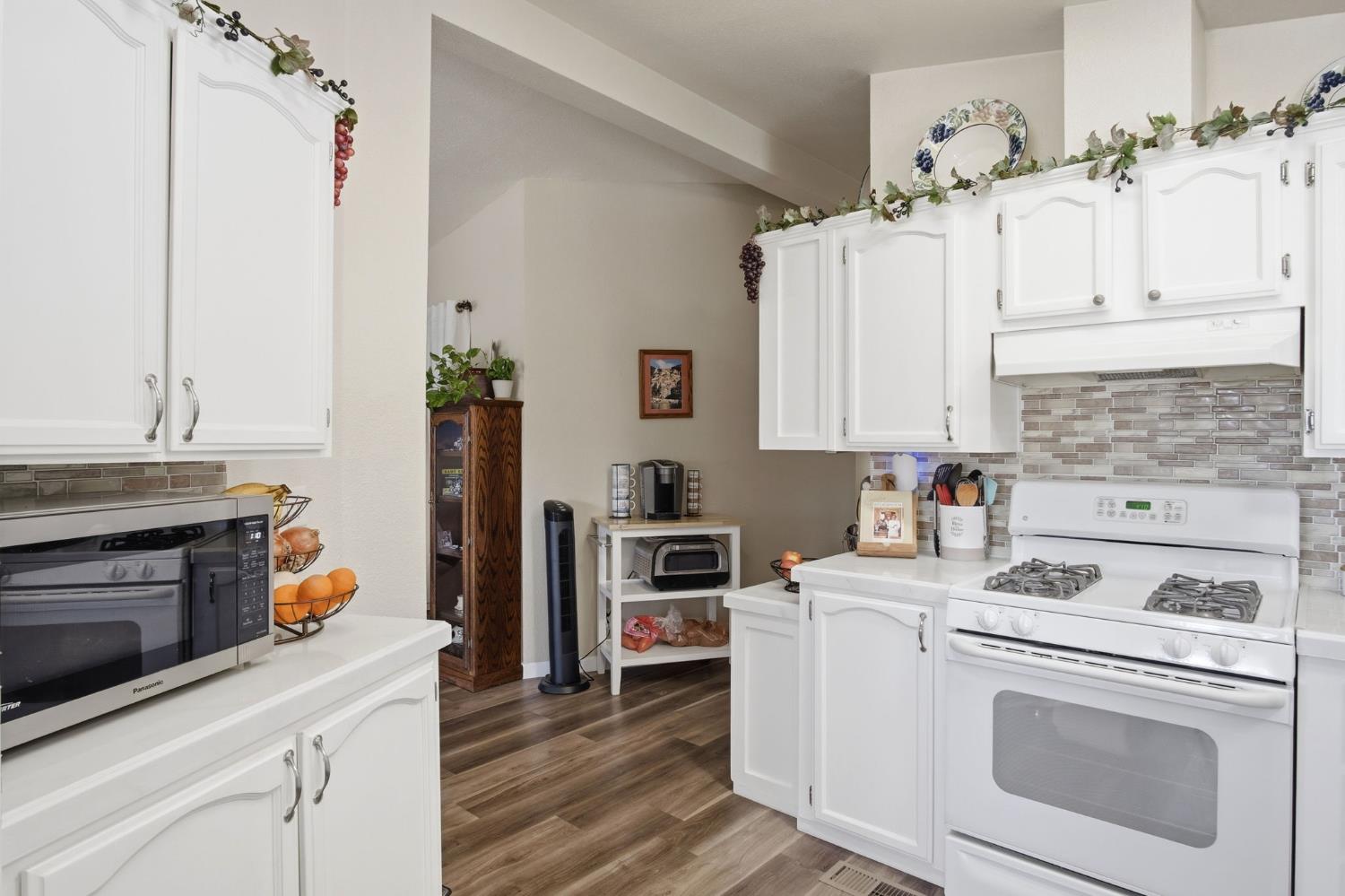 150 Pestana Ave #137, Manteca, CA 95336