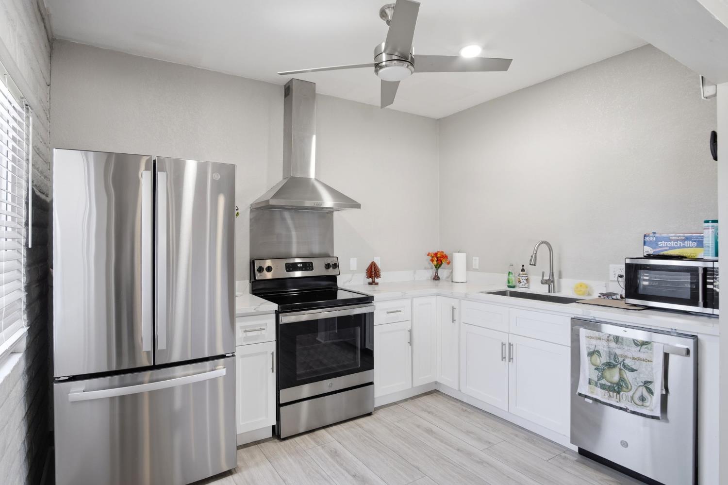 150 Pestana Ave #137, Manteca, CA 95336