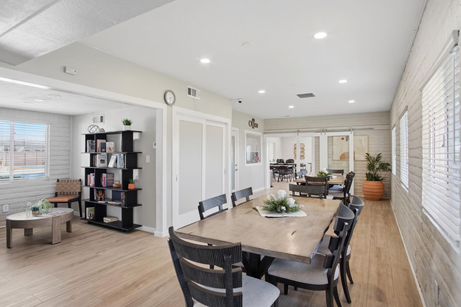 150 Pestana Ave #137, Manteca, CA 95336