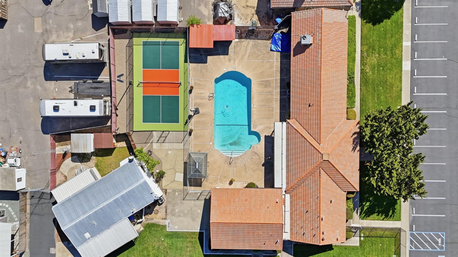 150 Pestana Ave #137, Manteca, CA 95336