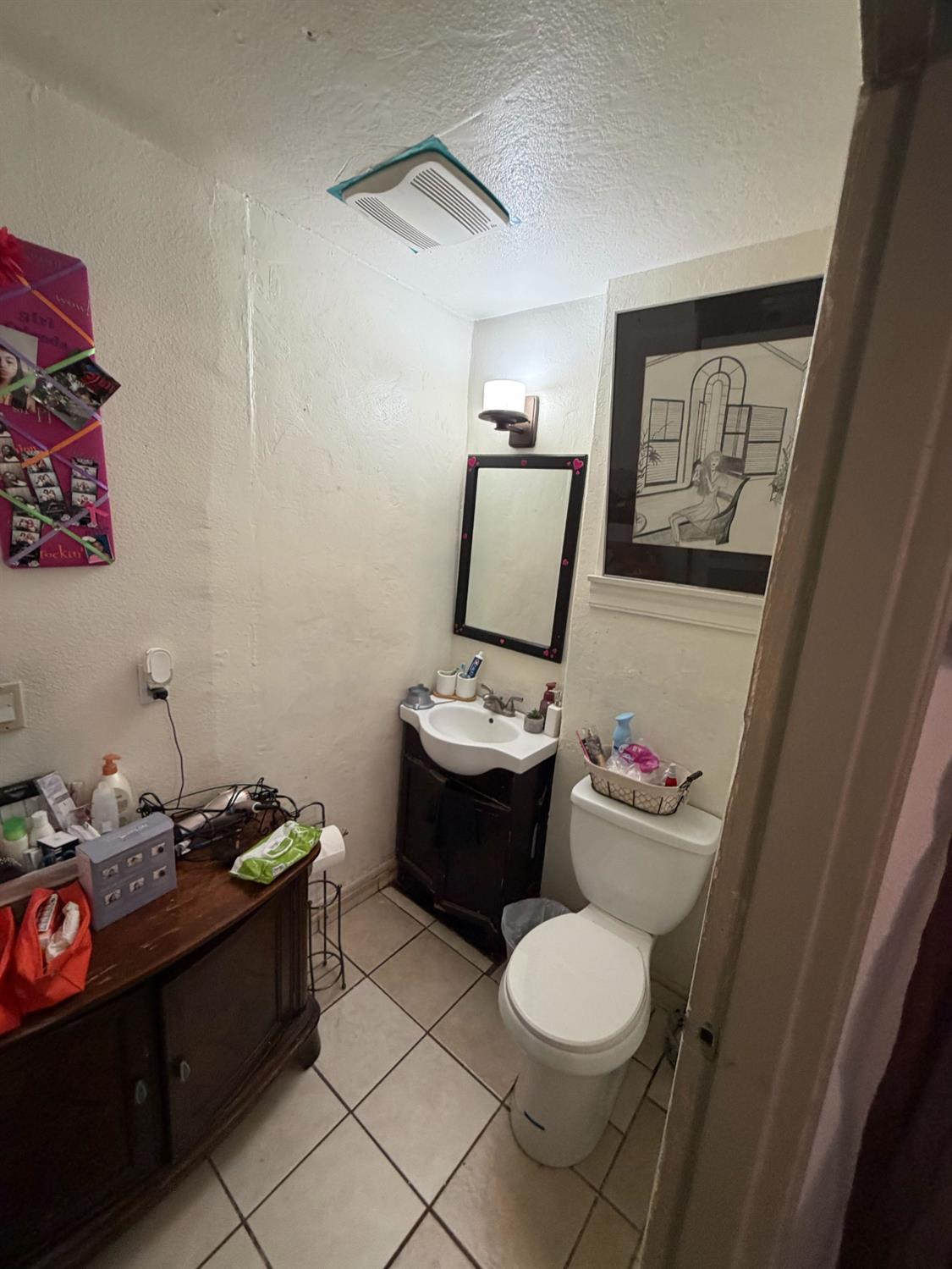 2324 6th St, Hughson, CA 95326