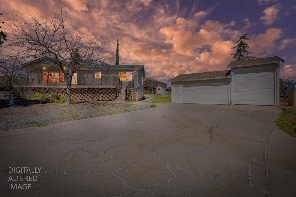 4589 Moccasin St, Copperopolis, CA 95228