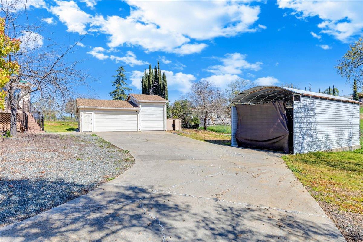 4589 Moccasin St, Copperopolis, CA 95228