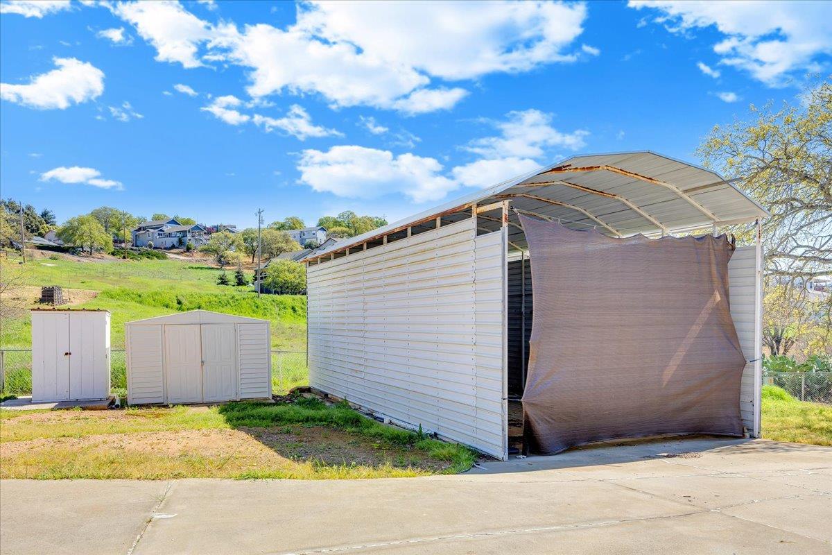 4589 Moccasin St, Copperopolis, CA 95228