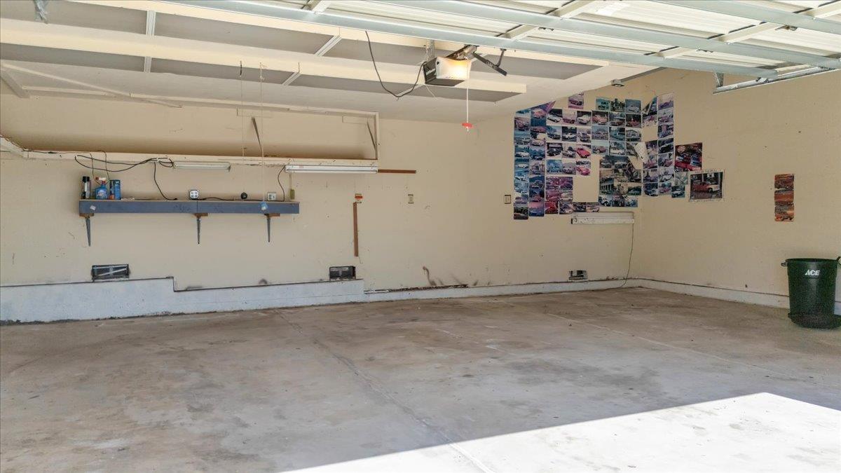 4589 Moccasin St, Copperopolis, CA 95228