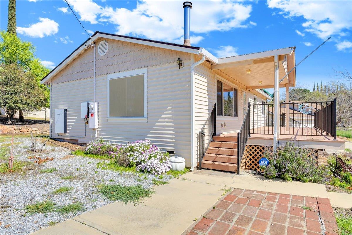 4589 Moccasin St, Copperopolis, CA 95228