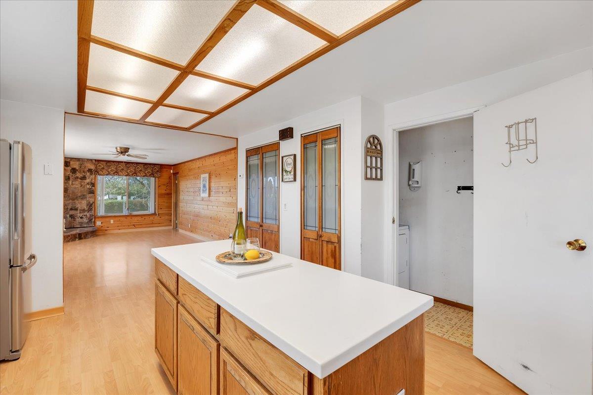 4589 Moccasin St, Copperopolis, CA 95228