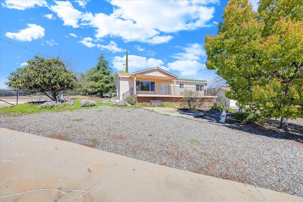 4589 Moccasin St, Copperopolis, CA 95228